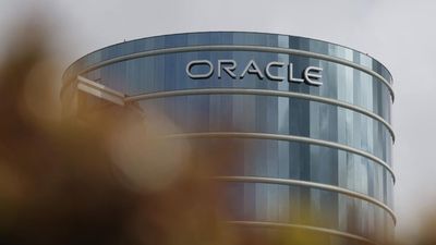 Raksasa Teknologi AS Oracle PHK Massal hingga 30 Ribu Karyawan