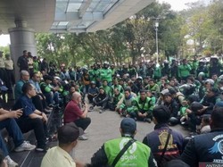 Ojol Protes Gerbang Kampus Jatinangor Pakai QR Code, Unpad Beri Penjelasan