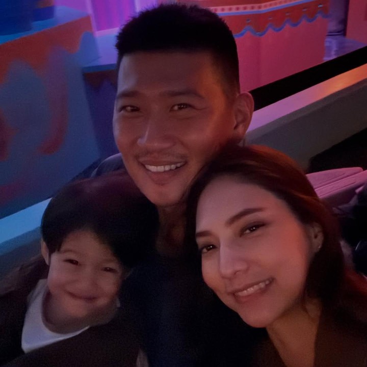<p>Nadia resmi menikah dengan Mikael Mirdad pada tahun 2019. Dari pernikahan ini, Nadia dikaruniai seorang anak laki-laki bernama Maka, yang lahir pada Desember 2022. Empat tahun setelah Maka lahir, Nadia mengumumkan kehamilan keduanya ke publik. (Foto: Instagram @nadsap)</p>