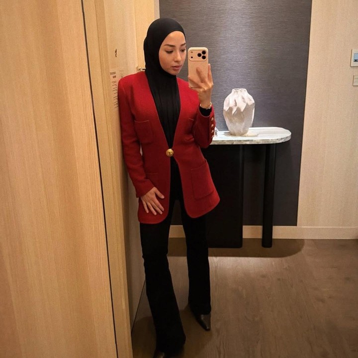 <p>Penampilan para artis Tanah Air sering kali mencuri perhatian publik, terlebih lagi jika mereka muncul dengan gaya baru. Belum lama ini, Nikita Willy pun menjadi sorotan usai tampil mengenakan hijab. (Foto: Instagram @nikitawillyofficial94)</p>