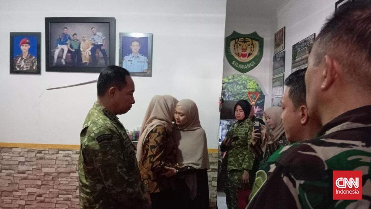 Panglima TNI Datangi Rumah Duka Kapten Zulmi Aditya