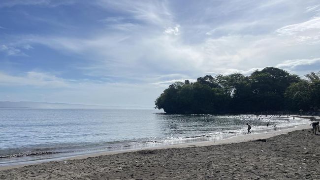 Jagat media sosial tengah dihebohkan oleh pernyataan seorang influencer yang melontarkan ejekan terhadap kawasan wisata Pantai Batukaras, Pangandaran.