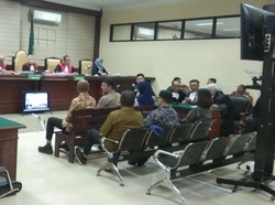 6 Terdakwa Korupsi Kolam Pelabuhan Tanjung Perak Mulai Disidang