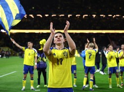 Soccer Football - FIFA World Cup - UEFA Qualifiers - Finals - Sweden v Poland - Strawberry Arena, Solna, Sweden - March 31, 2026 Sweden's Viktor Gyokeres celebrates qualifying for the FIFA World Cup REUTERS/Kacper Pempel
