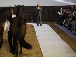 Kritikan Stella McCartney untuk High Fashion yang Merusak Alam