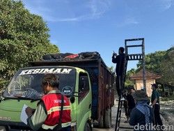 Hari Pertama Larangan, 6 Truk Ditolak di TPA Suwung gegara Bawa Sampah Organik