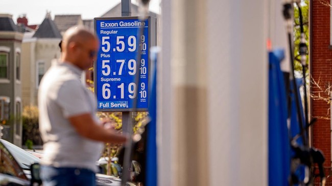 Warga di AS protes ke pemerintah gara-gara harga BBM naik buntut Trump perang di Iran.