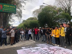 Demo Mahasiswa di Kodam Tambun Bungai: Sempat Ricuh Ada Pendemo Ditarik OTK
