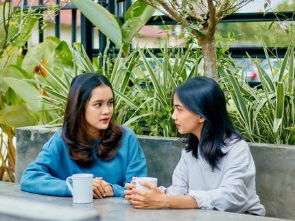 7 Ciri Kepribadian Orang yang Suka Deep Talk, Punya Empati Tinggi