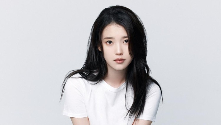 IU