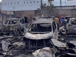 Gudang Penitipan Mobil di Asahan Terbakar, Diduga Akibat Korsleting Listrik