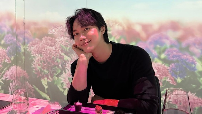 Aktor Korea Lee Tae Ri Resmi Mengumumkan Segera Menikah