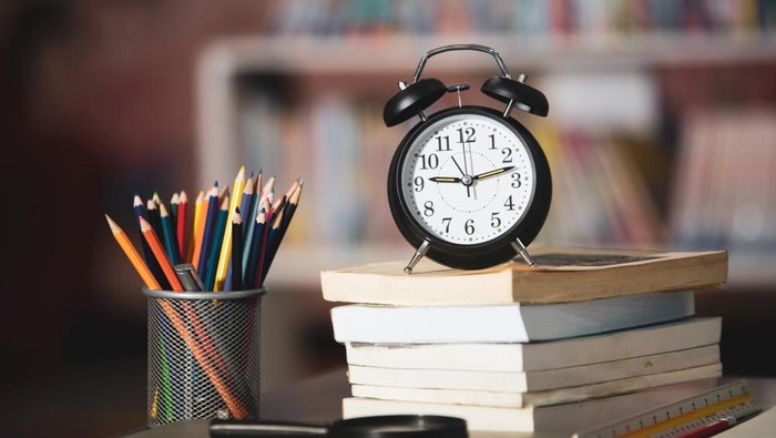 4 Tips Mengatur Waktu Belajar Agar Fokus