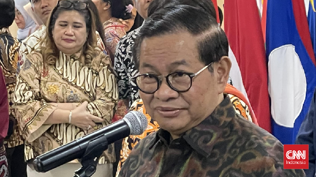 Gubernur DKI Jakarta Pramono Anung yakin WFH untuk ASN akan efisienkan anggaran, mengurangi biaya operasional, dan mendorong penggunaan transportasi publik.