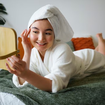 Urutan Skincare Malam untuk Kulit Kering