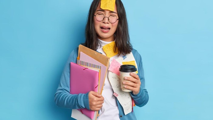 Sering Dilakukan, Ini 5 Kebiasaan Harian yang Diam-diam Memicu Stres