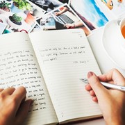 5 Manfaat Menulis untuk Kesehatan Otak dan Mental