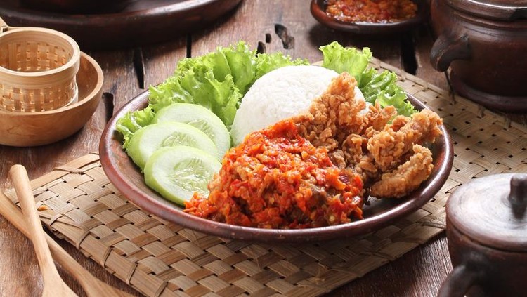 Ilustrasi ayam geprek