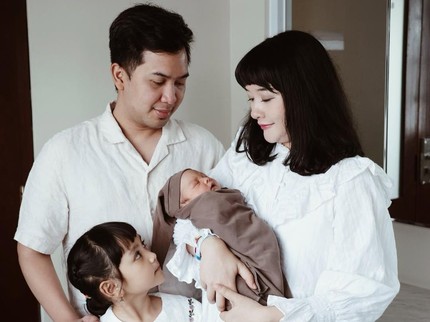 Kinal Eks JKT48 Melahirkan Anak Kedua Berjenis Kelamin Laki-laki
