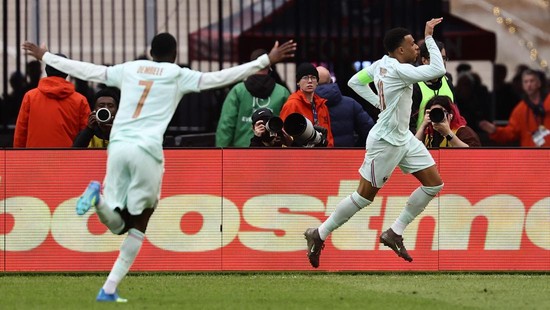 Mar 26, 2026; Foxborough, Massachusetts, USA; France forward Ousmane Dembele (7) runs to join forward Kylian Mbappe (10) celebrate his goal against Brazil during the first half at Gillette Stadium. Mandatory Credit: Winslow Townson-Imagn Images