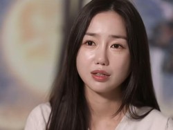 Mantan Idol K-pop Park Seo Hwi Banting Setir Jadi Dukun