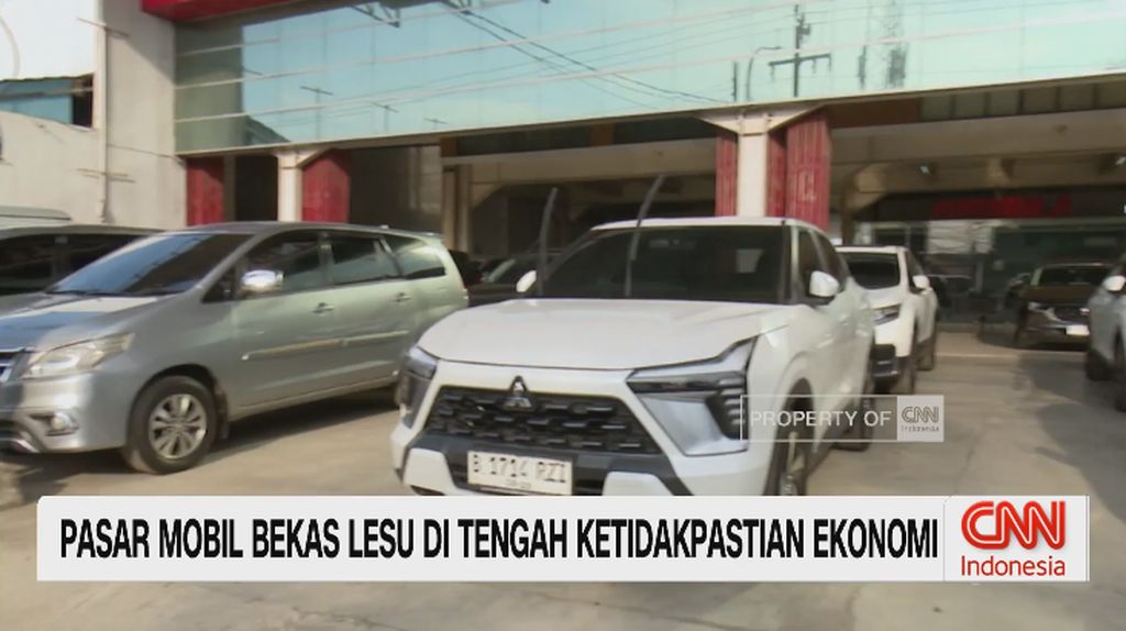 VIDEO: Pasar Mobil Bekas Lesu di Tengah Ketidakpastian Ekonomi