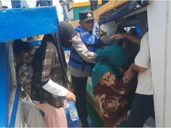 Kapal Mati Mesin Mendadak di Kepulauan Seribu, 54 Penumpang Dievakuasi