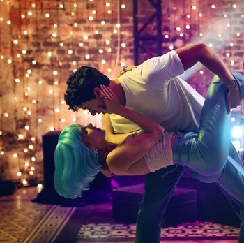 Bertabur Genre, 6 Rekomendasi Film Netflix untuk Maraton Akhir Pekan