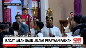 VIDEO: Ibadat Jalan Salib di Bandung, Momen Refleksi Jelang Paskah