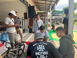 Pria 50 Tahun Maling di 2 TKP di Klungkung Dibekuk, Gasak Uang hingga Laptop