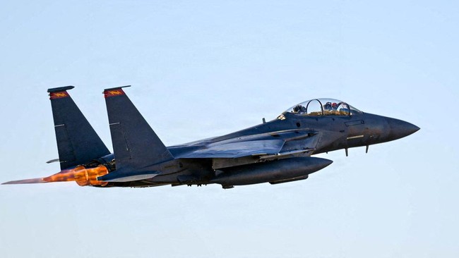 Ditembak jatuhnya jet tempur F-15 dan pesawat tempur A-10 Warthog punya arti penting bagi Iran. Bagi Amerika Serikat dan Donald Trump ini jadi pukulan hebat.