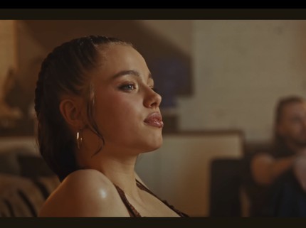 Terpopuler: Shiloh Putri Angelina Jolie Muncul di Video Klip Idol K-Pop