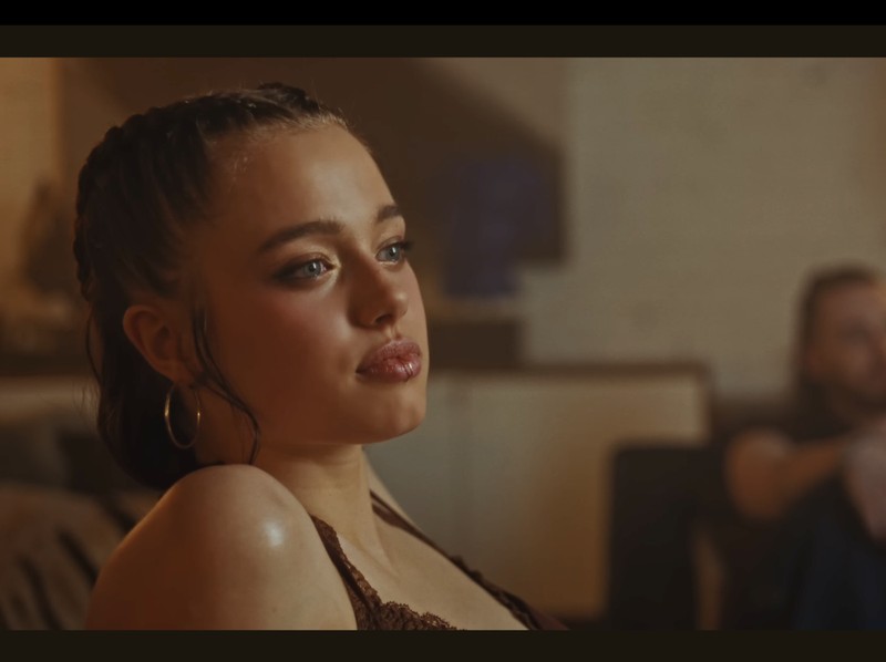 Agensi Dayoung Awalnya Tak Tahu Shiloh Anak Angelina Jolie dan Brad Pitt