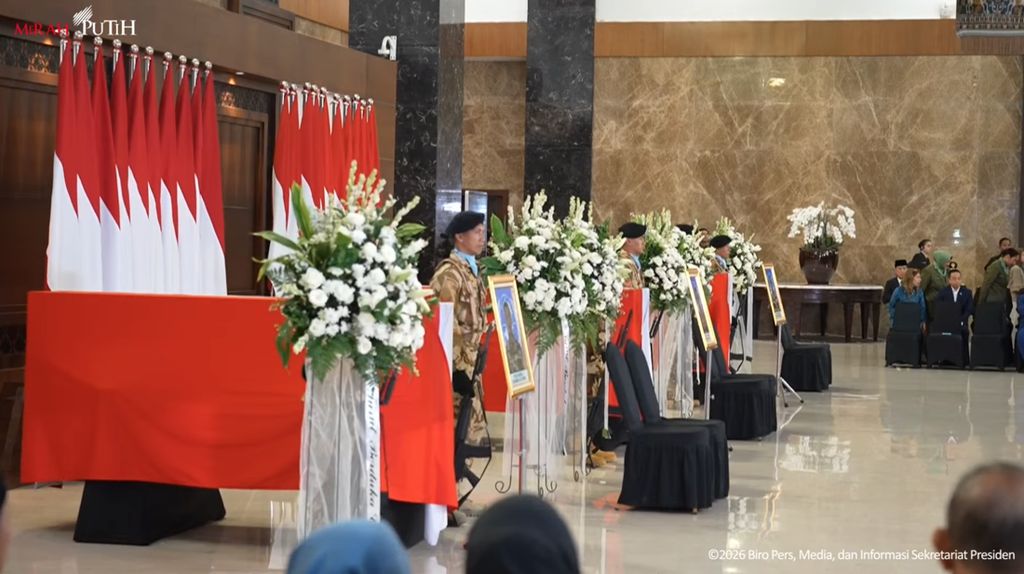 Prabowo Tiba Beri Penghormatan ke 3 Prajurit TNI-UNIFIL yang Gugur