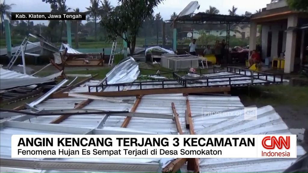 VIDEO: Hujan Deras dan Angin Kencang Terjang Sejumlah Daerah