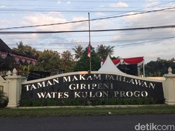 Melihat Persiapan Pemakaman Kopda Farizal di TMP Giripeni Kulon Progo Pagi Ini