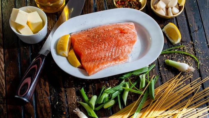 5 Mitos Seputar Salmon yang Sering Bikin Orang Keliru