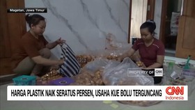 VIDEO: Harga Plastik Naik Buat Pedagang Terusik
