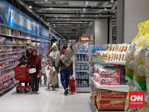  FOTO: Transmart Full Day Sale, Warga Buru Diskon Besar-besaran