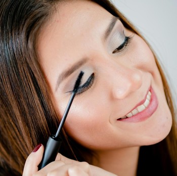 BeauPicks: Rekomendasi Mascara yang Bikin Lentik di Bawah Rp150 Ribu
