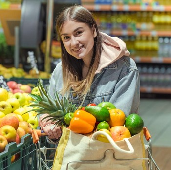 5 Ciri Kepribadian Orang yang Sangat Menikmati Momen Belanja Bahan Makanan Menurut Psikologi