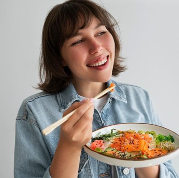 5 Kombinasi Makanan Sehat yang Bantu Turunkan Berat Badan, Mudah Dicoba!