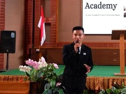 Rahasia Zibran, Peserta Termuda yang Lolos SNBP Unesa pada Usia 16 tahun