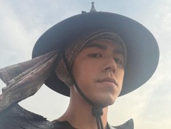 Unggahan Selfie Nine Naphat setelah 1030 Hari Bikin Heboh