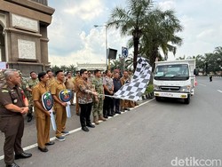 36 Truk Dibagikan ke Koperasi Desa di Kediri, Ini Pesan Mas Dhito