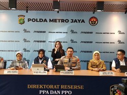 Driver Taksi Online Lecehkan Penumpang Jadi Tersangka, Langsung Ditahan