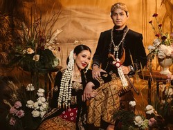 Segera Menikah, 7 Foto Prewedding Teuku Rassya & Cleantha Islan Konsep Tradisional-Modern