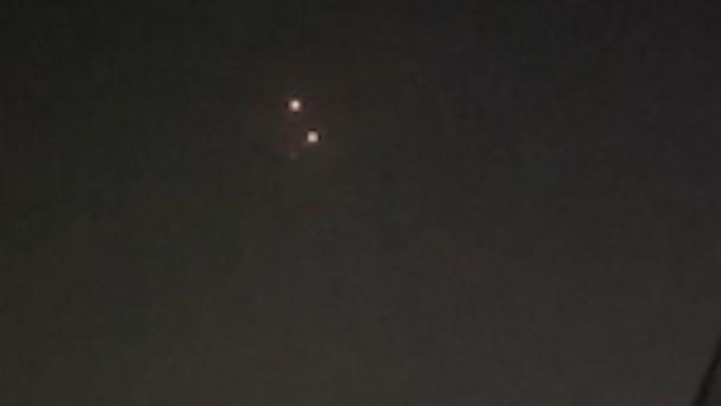 Rudal Lintasi Langit Israel, Sirene Serangan Udara Meraung