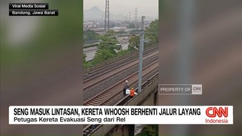 VIDEO: Seng Masuk Lintasan, Kereta Whoosh Berhenti di Jalur Layang