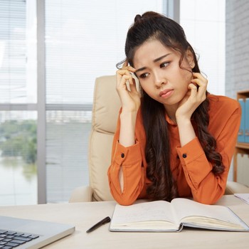 3 Kalimat Orang Tidak Kompeten yang Merasa Dirinya Cerdas di Tempat Kerja 